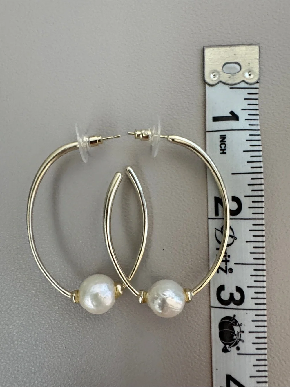 Kendra Scott Gold and Pearl Earrings - Picture 3 of 3